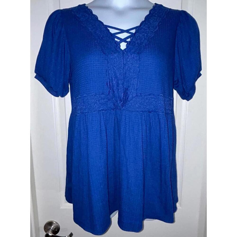 Torrid Babydoll Blue Detail Top sz 0